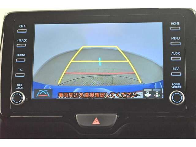 バックガイドモニターで、後方を確認しながら安心して駐車することができます。運転初心者も熟練者も必須の機能ですよ！