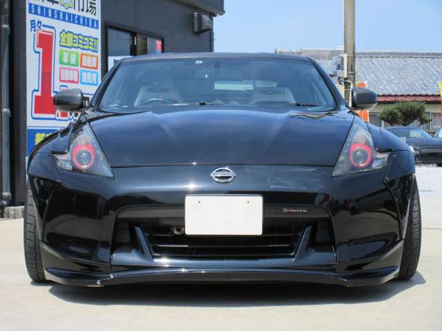 お車の状態について、お客様に分かりやすい説明を心掛けています。