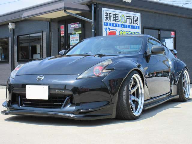 入庫した車両は、高速走行テストなどの厳しいチェックを行っております。