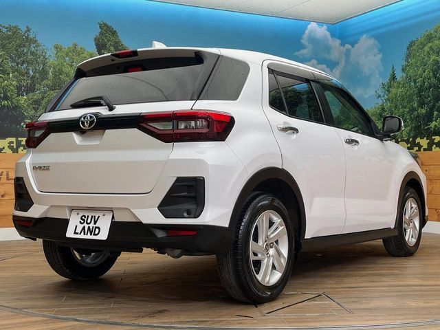 ☆全国のネクステージからお取り寄せが可能※！遠方の店舗に展示してあるクルマが気になる場合も、最寄りの店舗でご覧いただくことが可能です！是非私たちに要望をお聞かせください！※別途費用