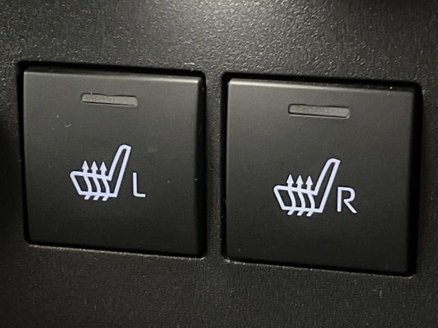 【シートヒーター】寒い日に重宝するシートヒーター！エアコンより早く温まってくれるので寒がりの人も安心ですね♪エアコンの温風は乾燥するから苦手、という方にもをおすすめです。