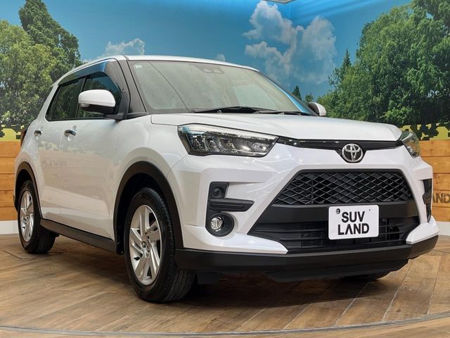 高透明度のガラス皮膜で撥水はもちろん、上質なツヤ・光沢を実現。紫外線や酸性雨から大切な愛車を保護し、色あせ・劣化を防止。「弾スプラッシュコート」、「弾プリミッサコート」からお選びいただけます。