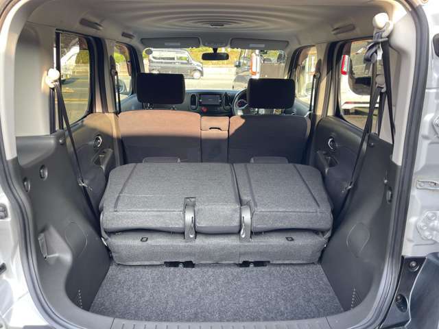 シートアレンジも可能となっておりますので、大きいお荷物も積んでいただけます！