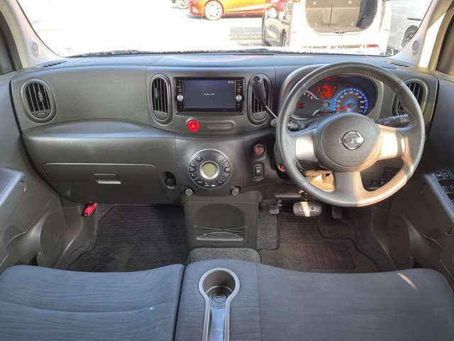 インパネ部分です！シンプルなデザインとなっております！