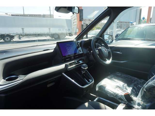 ▼ご家族の笑顔をNICEが守る！ご購入後も安心のトータルサポート。車検累計12,000台の実績と99.9％保証付帯で、買ってからもずっと安心！