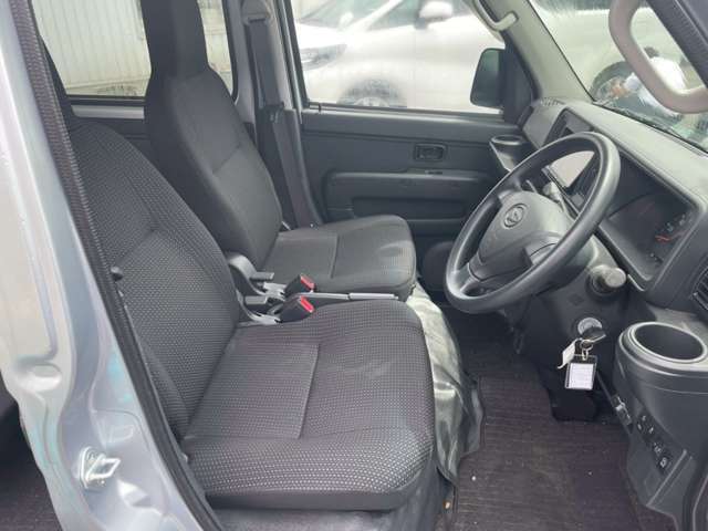 ☆店舗敷地内にて全車試乗可能です！☆気になるお車が有れば乗り比べしてみて下さい☆