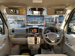 これからフロントガラスの向こうにはどんな景色が広がるだろうか！