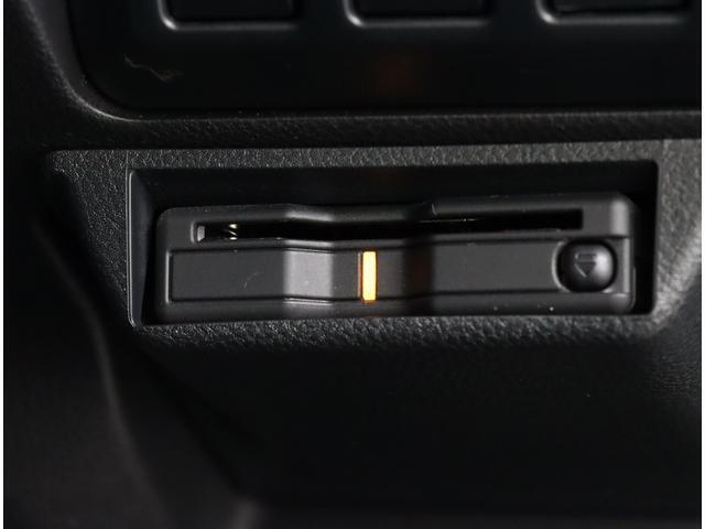 ETC2.0が装着されております！高速道路利自動精算と、渋滞情報を取得し、ナビゲーションと連動！！ 状況をお知らせしたり、迂回路の提案等も行います！