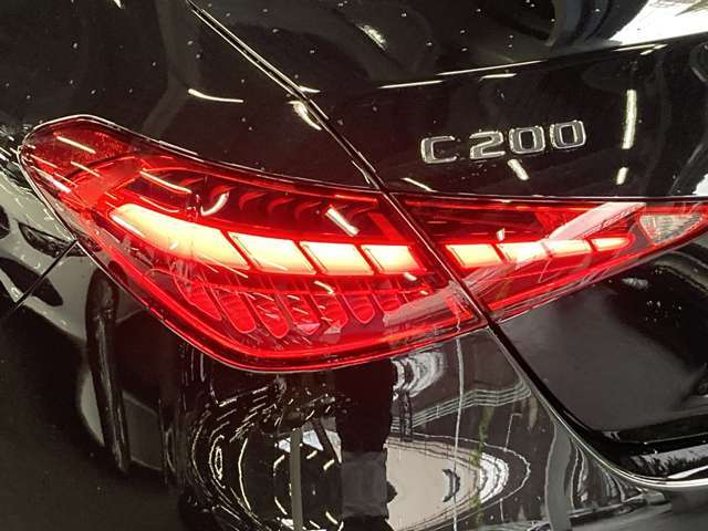 独自ルートにより、国産車・輸入車各ブランドのお車を高価下取をさせて頂きます。高年式車、低走行車、大切に扱っていたお車など、最大限努力させて頂きます！まずはご相談下さいませ。