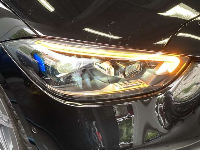 独自ルートにより、国産車・輸入車各ブランドのお車を高価下取をさせて頂きます。高年式車、低走行車、大切に扱っていたお車など、最大限努力させて頂きます！まずはご相談下さいませ。