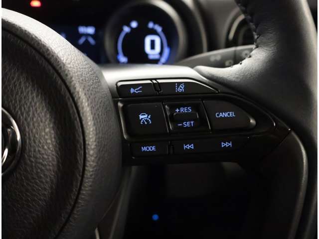 エンジンルームもきれいに洗浄されてますので、ぜひ一度ご覧下さい