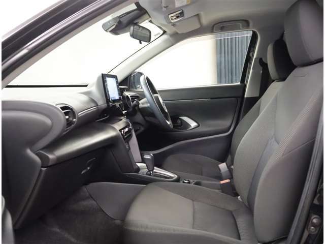 このエンジンルームをご覧ください！埼玉トヨペットのおクルマはすべて「ピカット一平」で、おクルマをすみずみまでピッカピカにしております！見えないところも手を抜きません！！