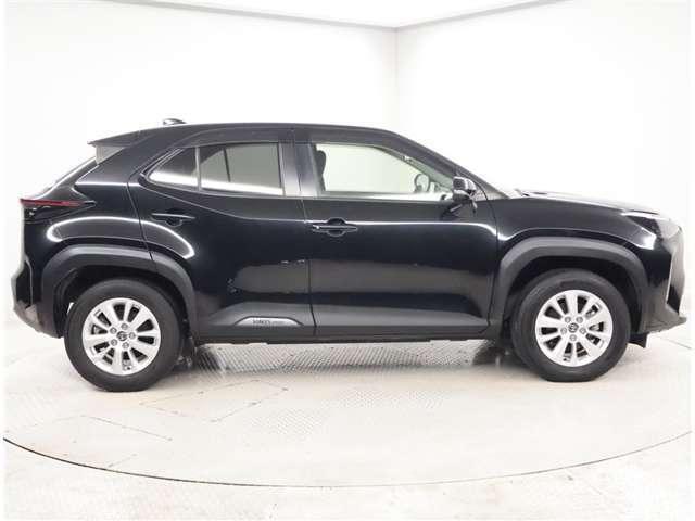 室内も隅々まで綺麗にしています。車両検査証明書つき。なんといっても走行距離の制限なし。ロングラン保証！！！購入ごも安心してお乗りしていただけると思います。