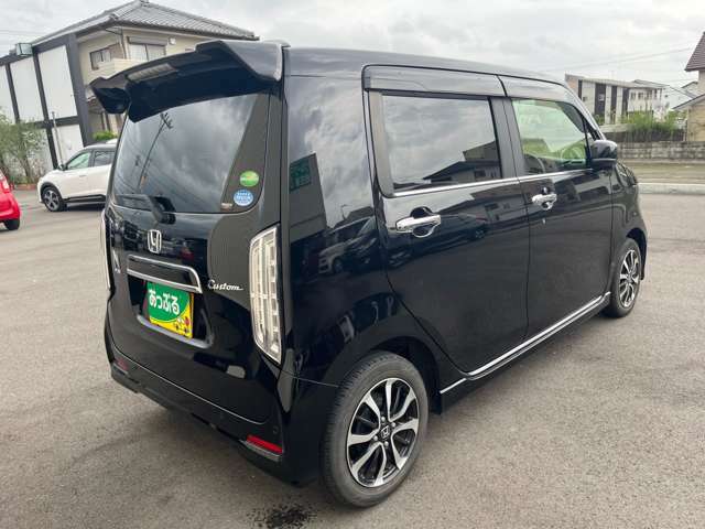 お車で来られる際は松茂吉野線です。電車でこられる際は最寄り駅は板野駅です。駅にはスタッフがお迎えに上がりますので是非見に来てください！