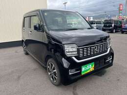 お車の車検・オイル交換・修理・鈑金塗装・ガラス修理・デントリペア・ボディコーティングなども幅広く対応しております。その際は無料で代車を貸し出し致します。車の事は何でもお任せください！