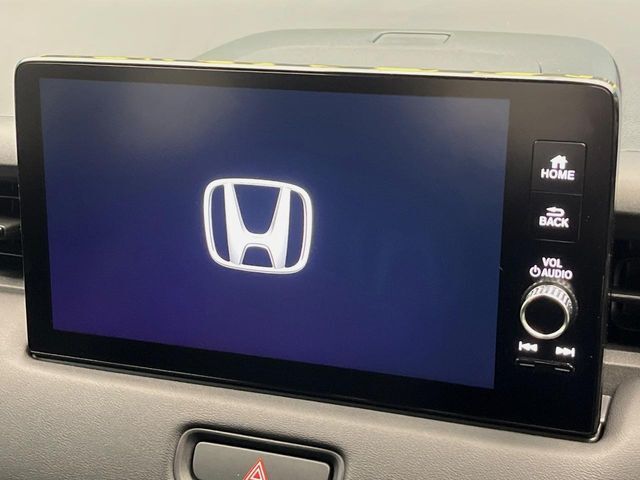 【9インチ　ホンダコネクトディスプレイ】視認性の高い大画面ディスプレイでナビの使用や、お持ちのスマートフォンと連携したbluetoothでの音楽再生が可能です♪