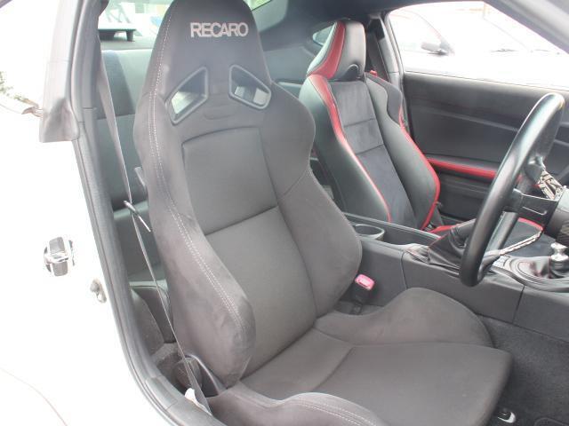 RECAROセミバケ運転席シート！