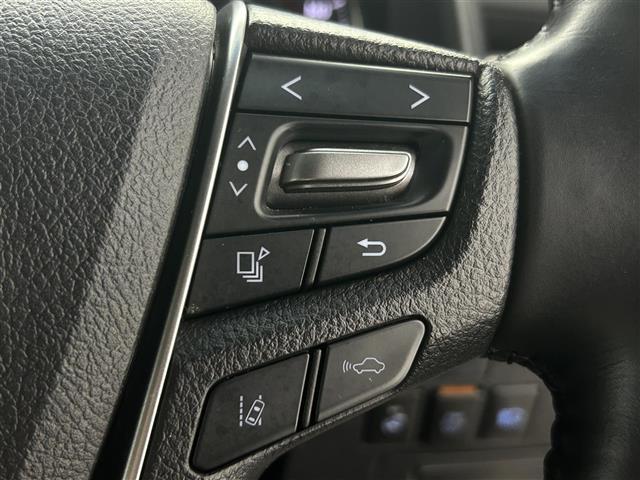 【運転席操作部】快適なドライブを楽しむための機能が装備されています！運転席から触れるので、使いやすいです！除菌プランいれていただくと、さらに清潔で安心していただけます！