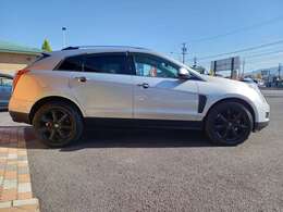 後期モデル　4WD　ETC　サンルーフ　後席純正モニター　ベンチクーラー　BOSSサウンドシステム　純正ナビ　純正20インチアルミホイール　バックカメラ　社外ドライブレコーダー　社外フロアマット