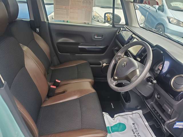 ☆チャンスの魅力10☆　　お客様に少しでも安くお車を提供するために、チャンスでは店舗看板や、装飾、展示車両用のポップやシールなど、ほとんどの物を自社制作しています！スタッフの手作りの物も多数あります！