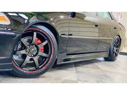 ☆新品フルタップ車高調☆新品クロススピード　CR7　　18インチアルミホイール　新品タイヤ☆レッドカラーキャリパー☆