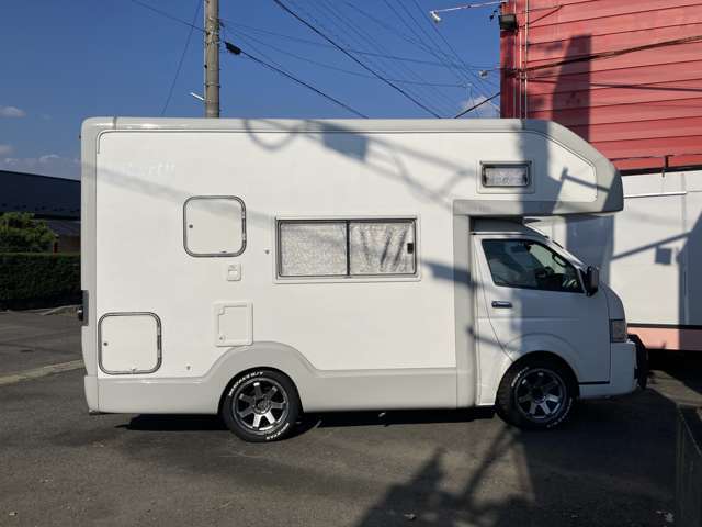 ★当社有限会社HELLOは創業22年！新車・登録（届出）済未使用車・中古車をお買い得にご提供させて頂きます！