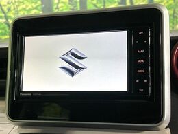 【純正ナビ】人気の純正ナビを装備。オーディオ機能も充実しており、Bluetooth接続すればお持ちのスマホやMP3プレイヤーの音楽を再生可能！毎日の運転がさらに楽しくなります！！