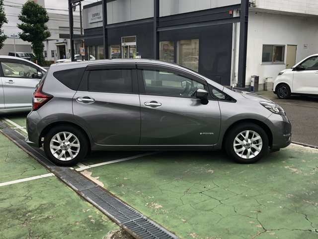 購入時、お支払いにクレジット払(分割払）もご利用いただけます。10万円/4回払から最長6年/72回までご対応が可能でございます。◇毎月の支払いプランの試算もすぐに出来ますので、お気軽にお問合せ下さい。