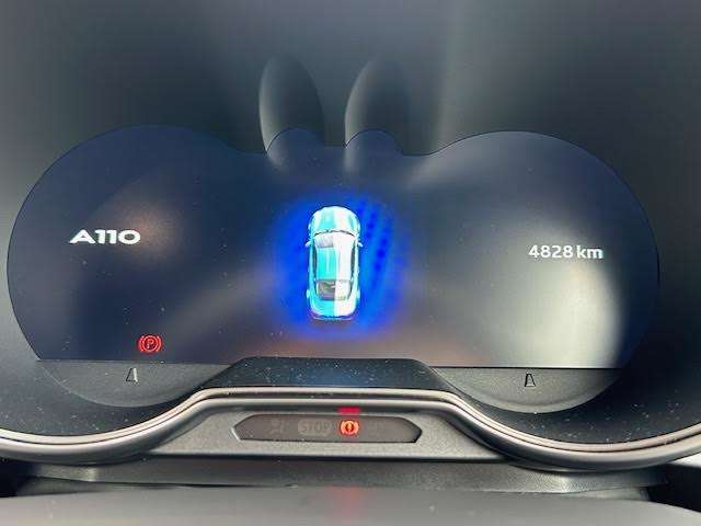 【スピードメーター】メーターがシンプルで見やすく運転しやすいですね！