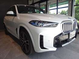 弊社中古車展示場は、高速道路も近いものですから、ご希望がございましたら高速試乗も承ります。お車によってはご試乗が難しい場合がございますので、一度弊社営業スタッフまでお問い合わせ下さい。