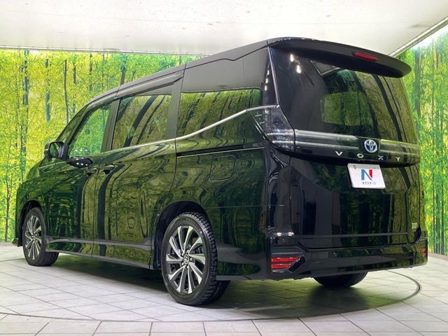 ☆全国のネクステージからお取り寄せが可能※！遠方の店舗に展示してあるクルマが気になる場合も、最寄りの店舗でご覧いただくことが可能です！是非私たちに要望をお聞かせください！※別途費用