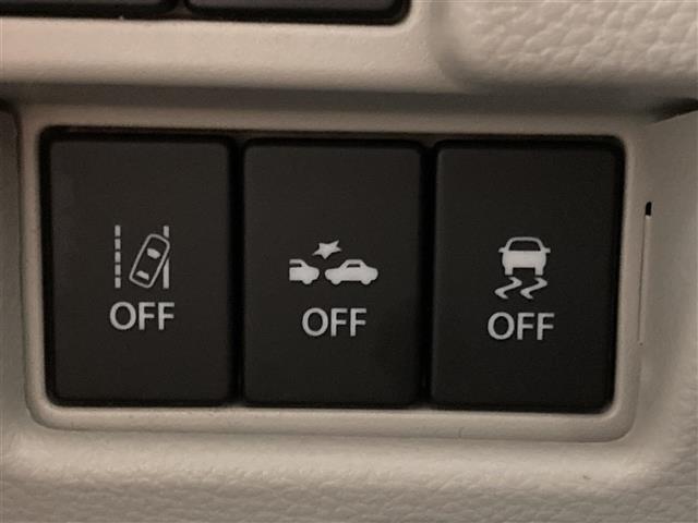 【運転席操作部】快適なドライブを楽しむための機能が装備されています！運転席から触れるので、使いやすいです！除菌プランいれていただくと、さらに清潔で安心していただけます！