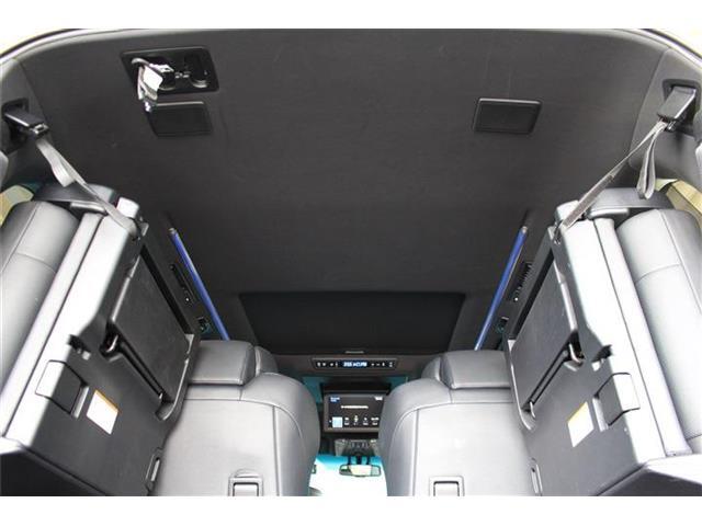 天井のシミなどもありません！綺麗なお車を低価格でお乗り頂けます！ご不明点やご来店のお際は是非お電話でご連絡下さい！無料電話番号は029-828-5331です！！
