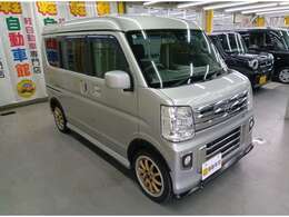 各メーカーの軽自動車をじっくり比較できるのも当店のポイントです！