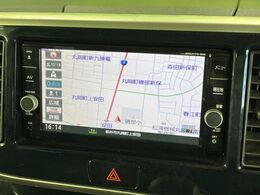 【純正ナビ】人気の純正ナビを装備。オーディオ機能も充実しており、Bluetooth接続すればお持ちのスマホやMP3プレイヤーの音楽を再生可能！毎日の運転がさらに楽しくなります！！