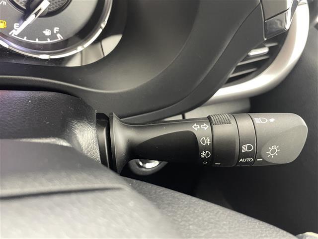 【運転席操作部】快適なドライブを楽しむための機能が装備されています！運転席から触れるので、使いやすいです！除菌プランいれていただくと、さらに清潔で安心していただけます！