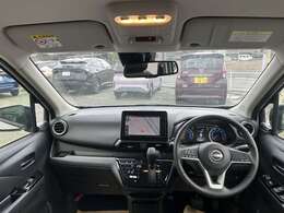 視界の良さなど、いつでも安心して運転できるようにドライバーをサポートします。