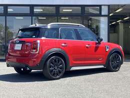 株式会社モトーレン東名横浜　【MINI NEXT】　屋内展示場、キッズルームも完備しております！！是非、ご家族でお気軽にお越し下さいませ。