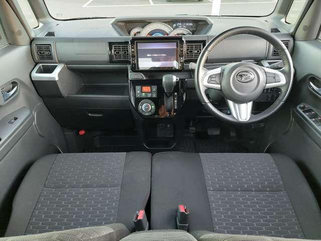 【インパネ全体】『インパネ全体』の画像になります。写真の内容に関してご不明点、ご質問等がございましたらお気軽にガリバー店舗までお問い合わせください。