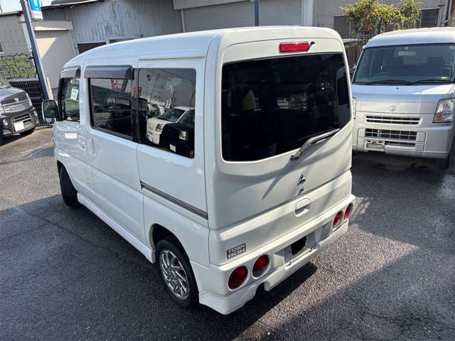 軽自動車の箱型車専門です。リーズナブルな価格でステーションワゴンや貨物車を展示しております、ご興味御座いましたらお気軽にご相談ください！