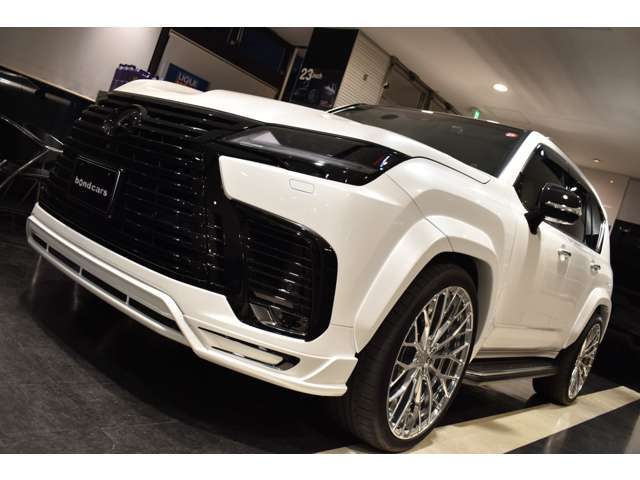 レクサス LX 600 4WD 2023年 0.8万キロ (大阪府) bond cars