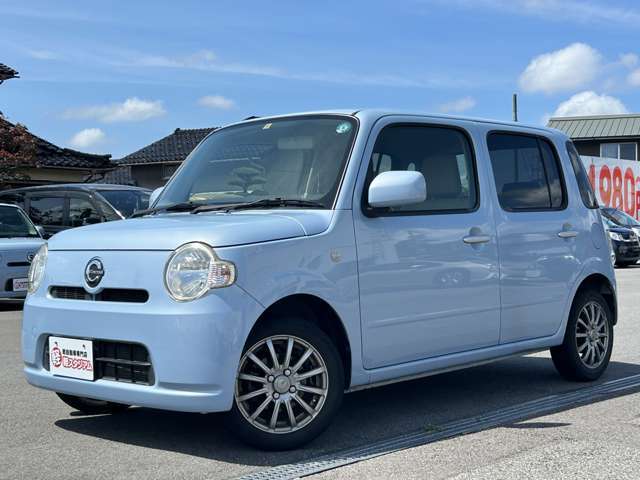 インディオ富山を御覧頂き有難うございます！人気のミニバンSUVにハイブリッド、コンパクトカーから軽自動車まで勢ぞろい！品質にこだわり仕入れをしているから、状態の良い車輌ばかりです！