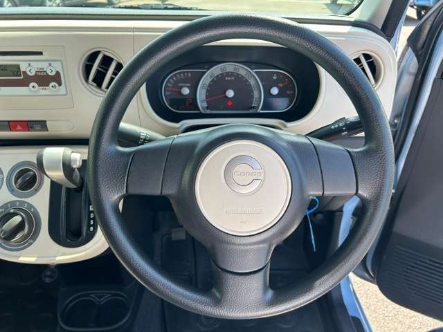 運転席周りに大きな傷、汚れ、へたりなどなく良質な状態です！