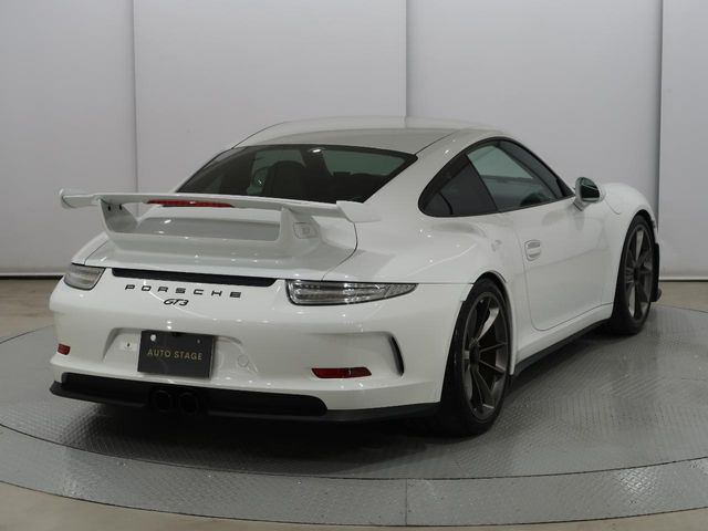 ご納車前のボディーコーテイングもお任せ下さい！新・世界品質ガラス系コーティングの『ハイモースコーティング』で快適なカーライフをお約束いたします。