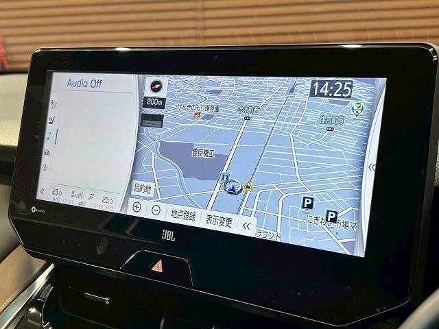 純正マルチナビゲーション搭載。ラジオ、Bluetoothお楽しみいただけます。