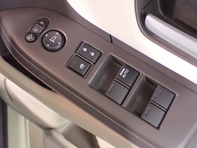 ◆Honda認定中古車をお探しの方はHonda　U-Select亀山長明寺へお越しください！全車安心のU-Selectホッと保証付きです！敷地内試乗も可能です！オンライン商談も受付しています！◆