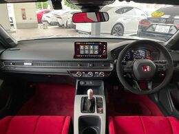 グループ総在庫数約30，000台！！全国の系列店からメーカー・車種問わずご紹介出来るので、あなたにピッタリのお車が見つかるはずです♪まずはお問い合わせ下さい☆
