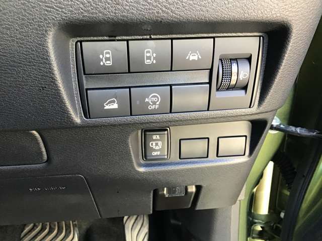 ご覧いただきましてありがとうございます。県外登録納車も承っております！お気軽にお問い合わせください。フリーダイヤル　0120-852-167　《カーセブン高須店》までお電話を！