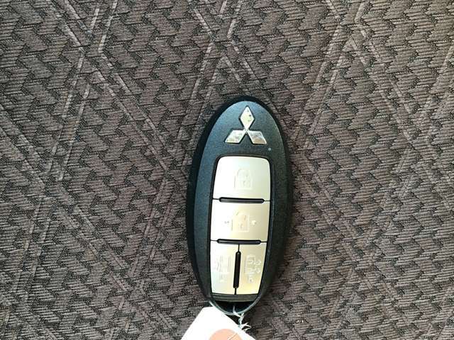 ご覧いただきましてありがとうございます。車両状態など、お気軽にお問い合わせください。フリーダイヤル　0120-852-167　《カーセブン高須店》までお電話を！