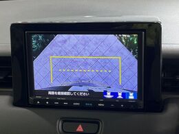 【バックカメラ】駐車時に後方がリアルタイム映像で確認できます。大型商業施設や立体駐車場での駐車時や、夜間のバック時に大活躍！運転スキルに関わらず、今や必須となった装備のひとつです！